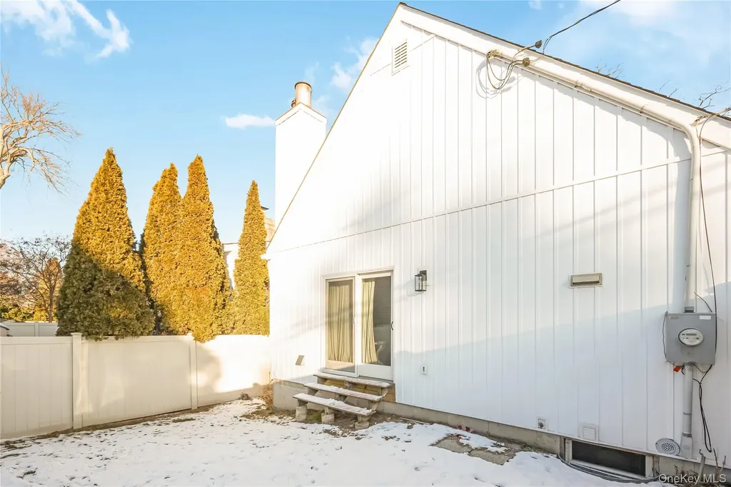 2 Martin Place Northport NY 11768