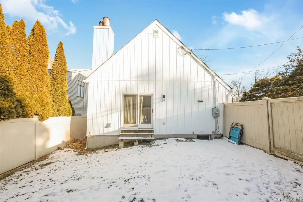 2 Martin Place Northport NY 11768