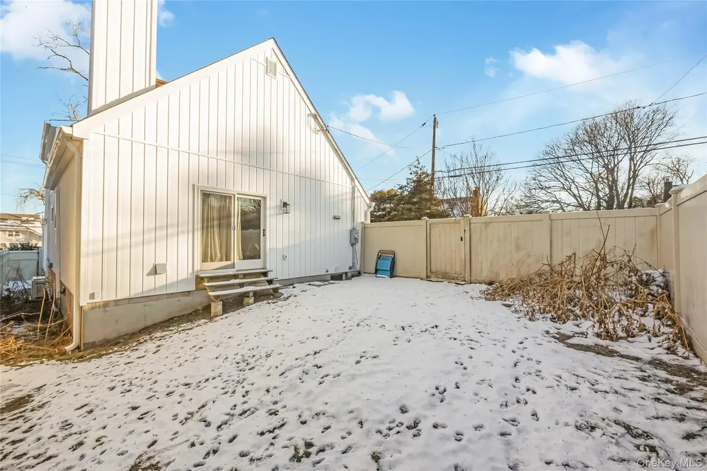 2 Martin Place Northport NY 11768