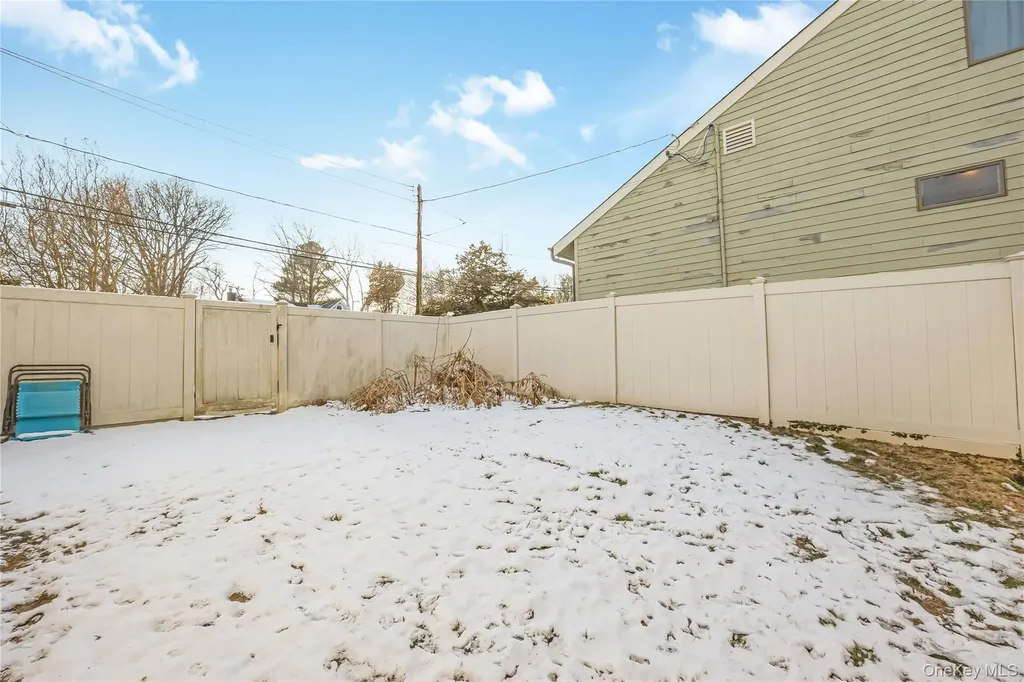 2 Martin Place Northport NY 11768