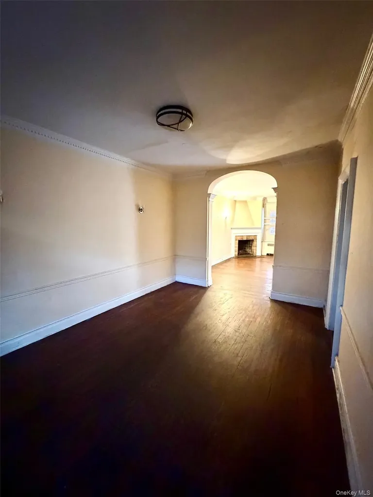4589 Kings Highway Brooklyn NY 11234