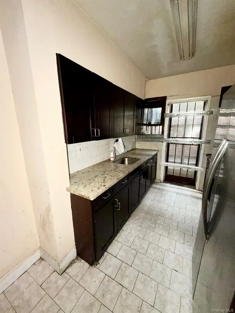 4589 Kings Highway Brooklyn NY 11234