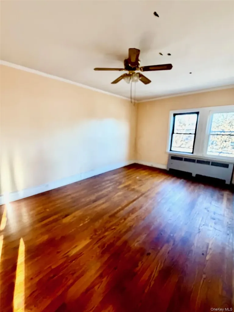 4589 Kings Highway Brooklyn NY 11234