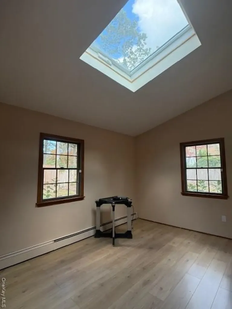 3 Seward Lane Stony Brook NY 11790