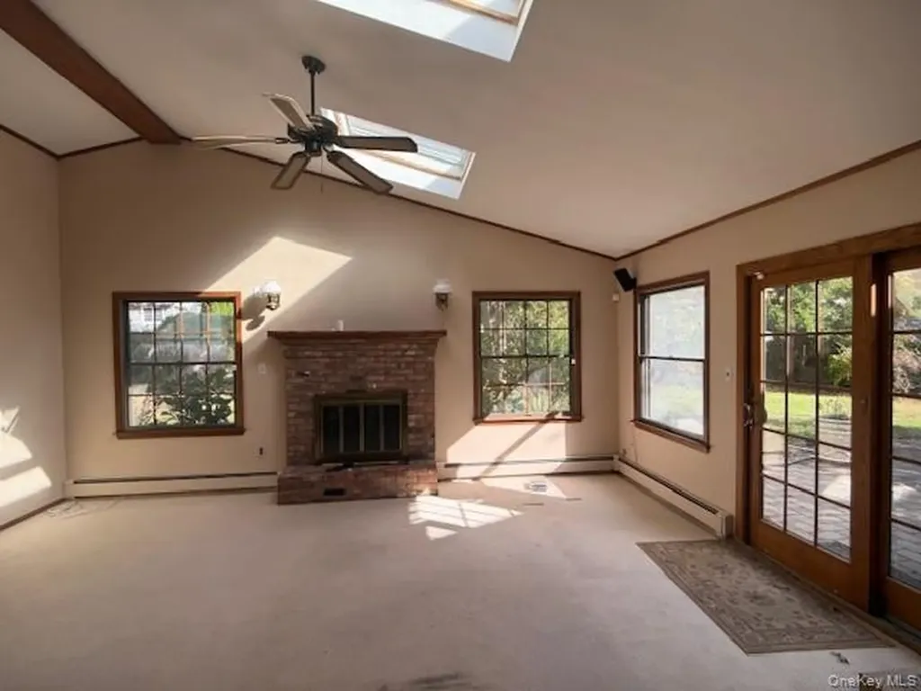 3 Seward Lane Stony Brook NY 11790