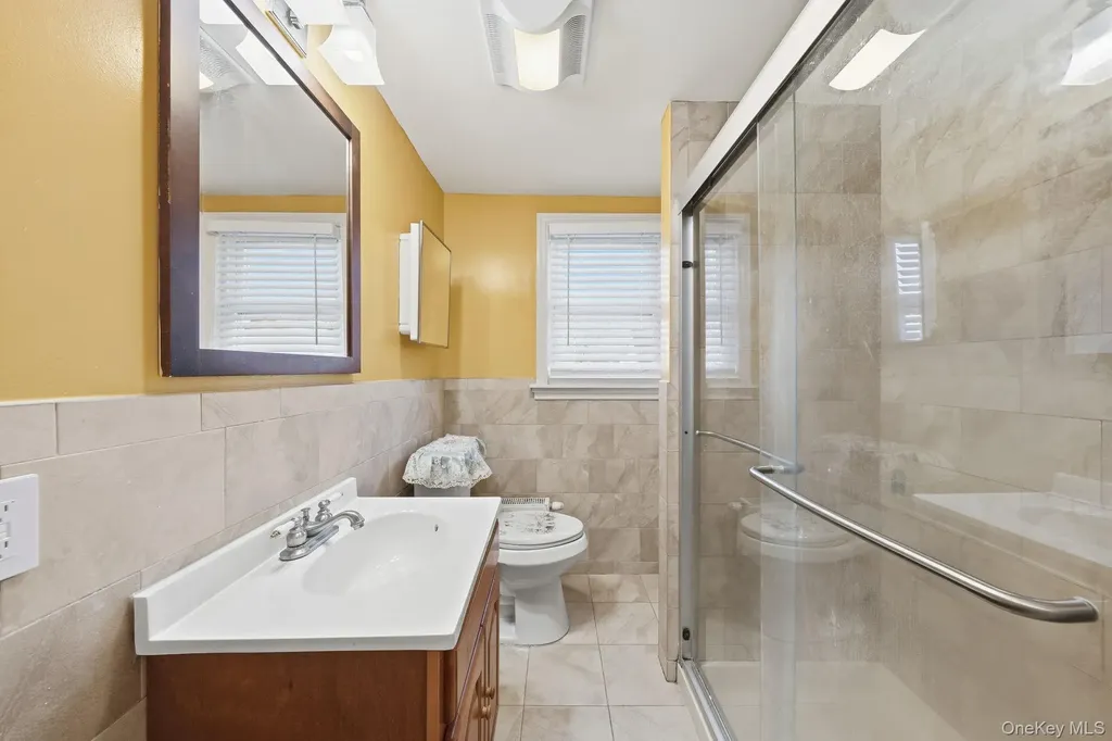 295 Union Avenue Lynbrook NY 11563