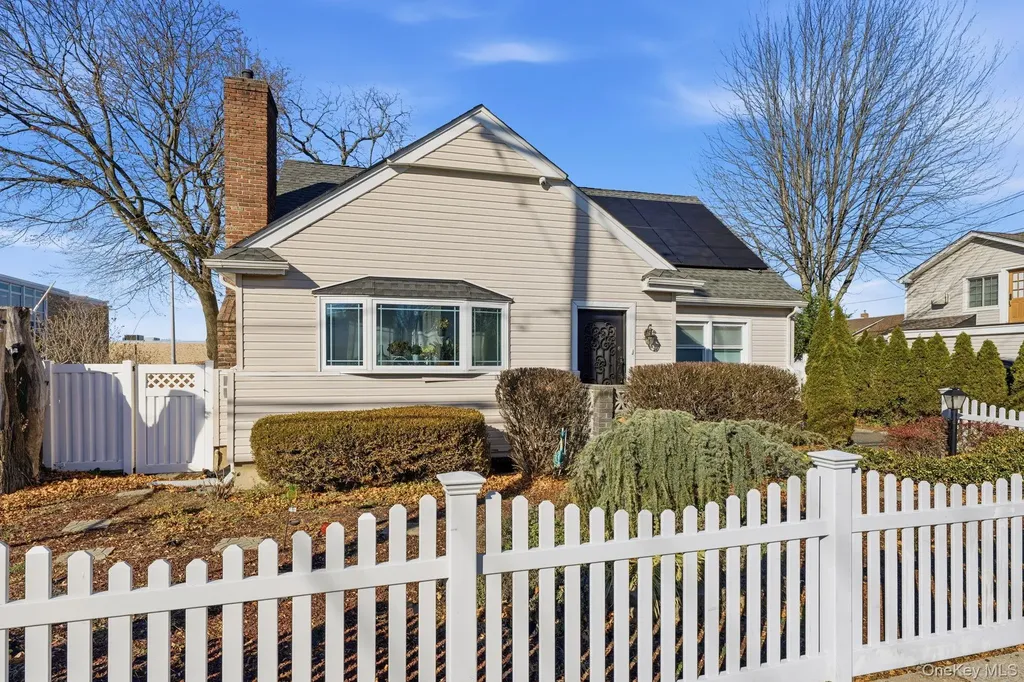 295 Union Avenue Lynbrook NY 11563