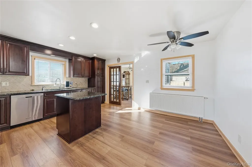 295 Union Avenue Lynbrook NY 11563