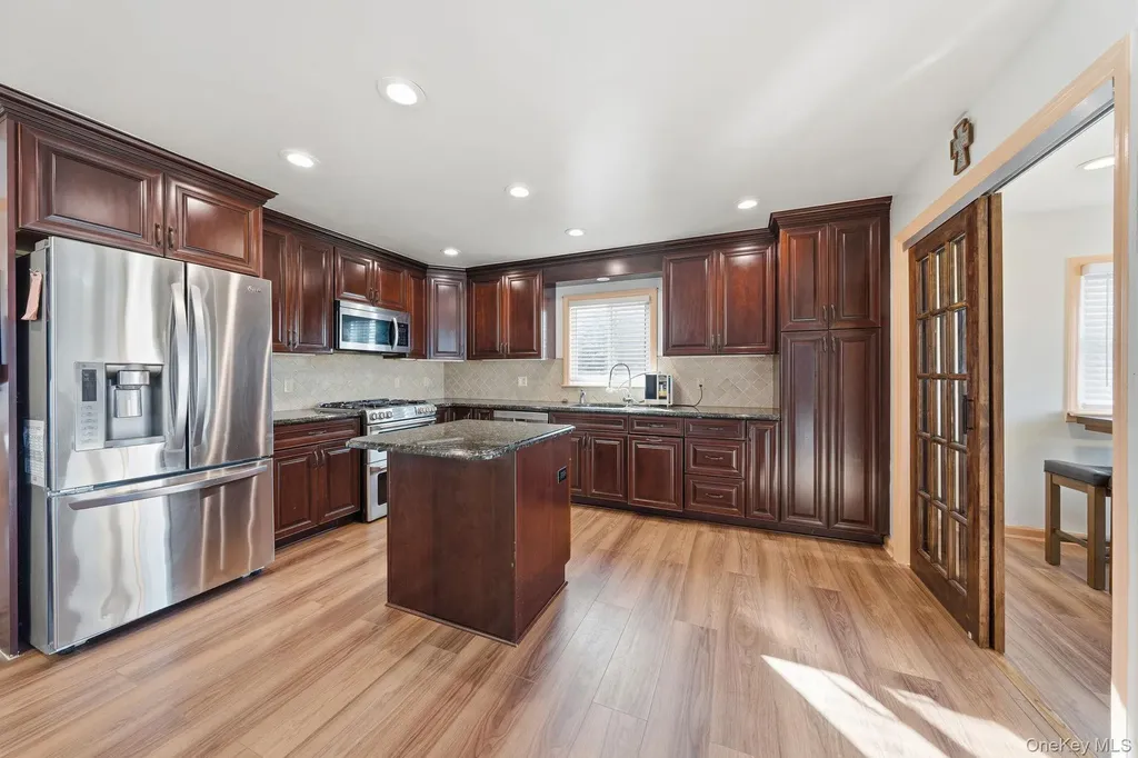 295 Union Avenue Lynbrook NY 11563