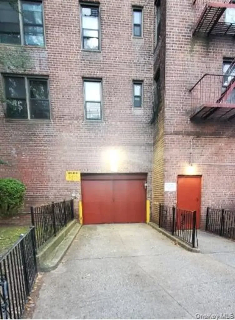 33-44 Junction Boulevard Jackson Heights NY 11372