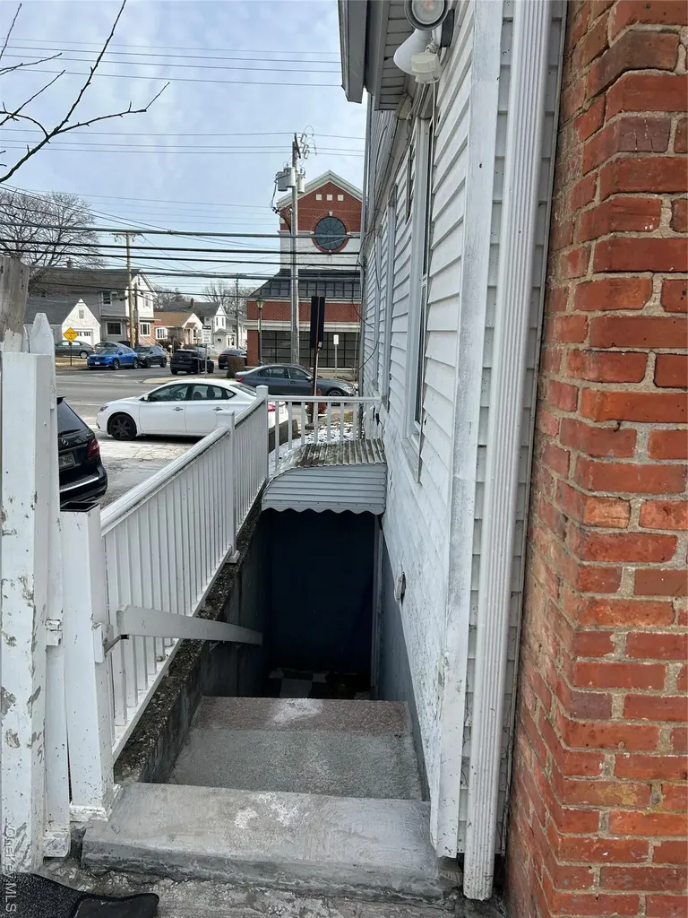 160 N Central Avenue Valley Stream NY 11580