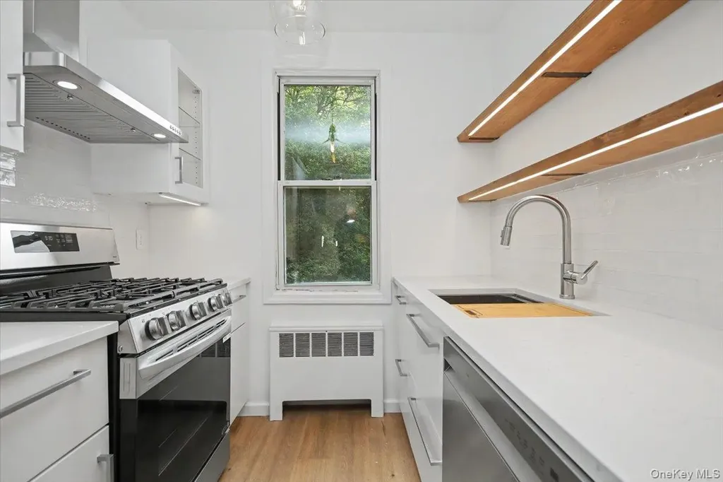 329 Palmer Terrace Mamaroneck NY 10543
