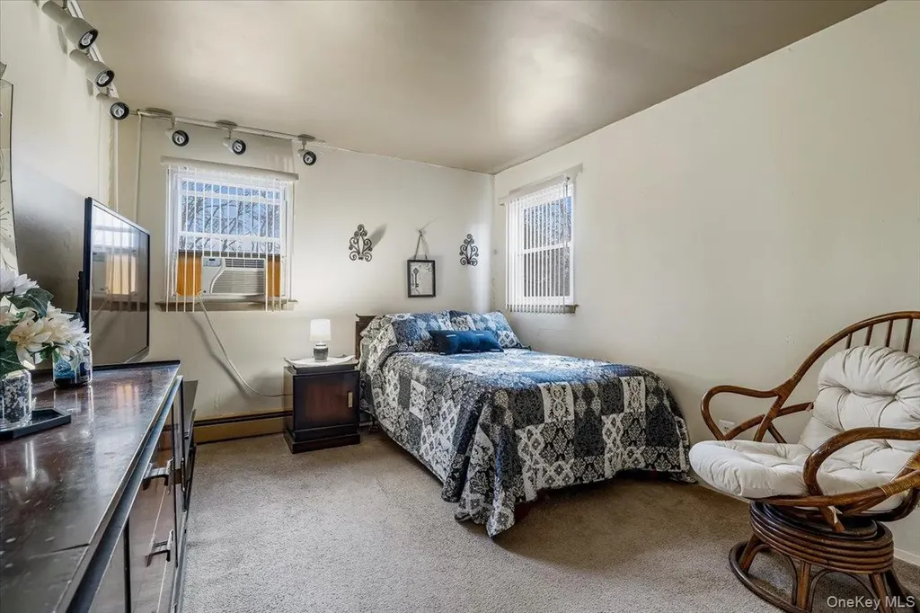513 Starlight Drive Shirley NY 11967