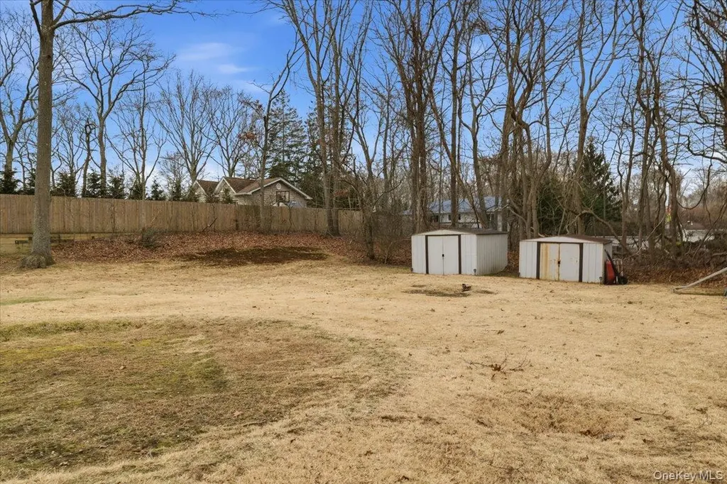 513 Starlight Drive Shirley NY 11967