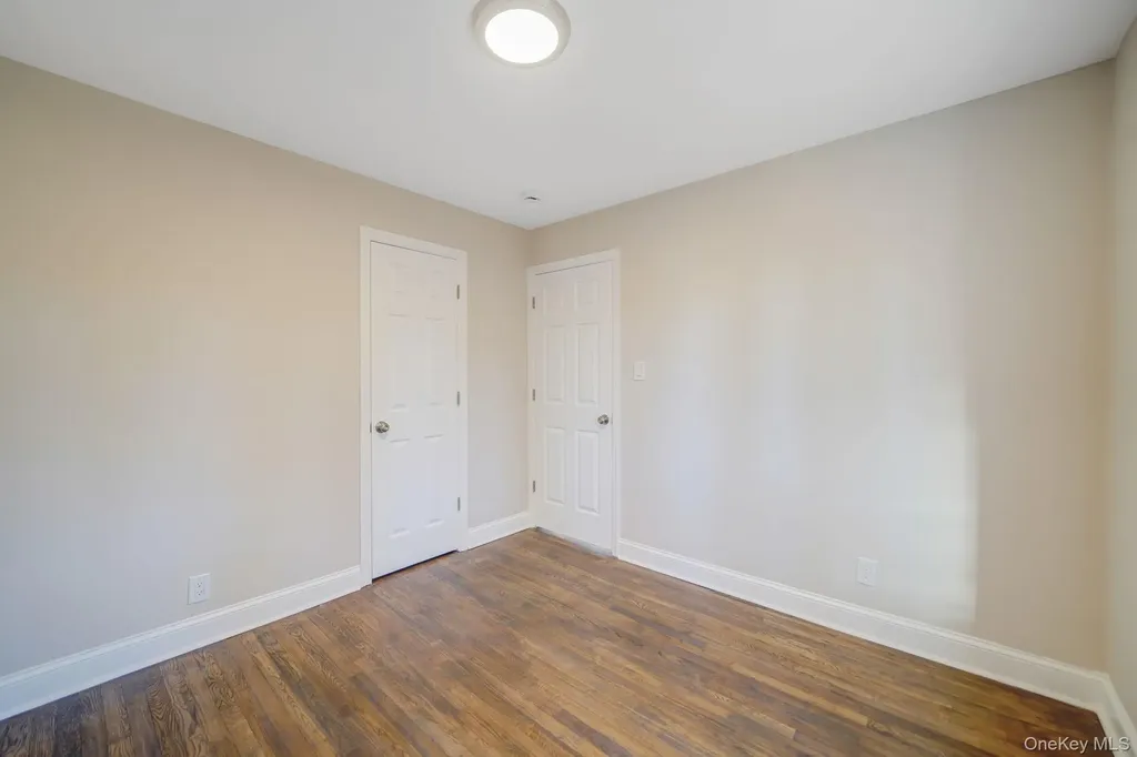 212 Babylon Turnpike Merrick NY 11566