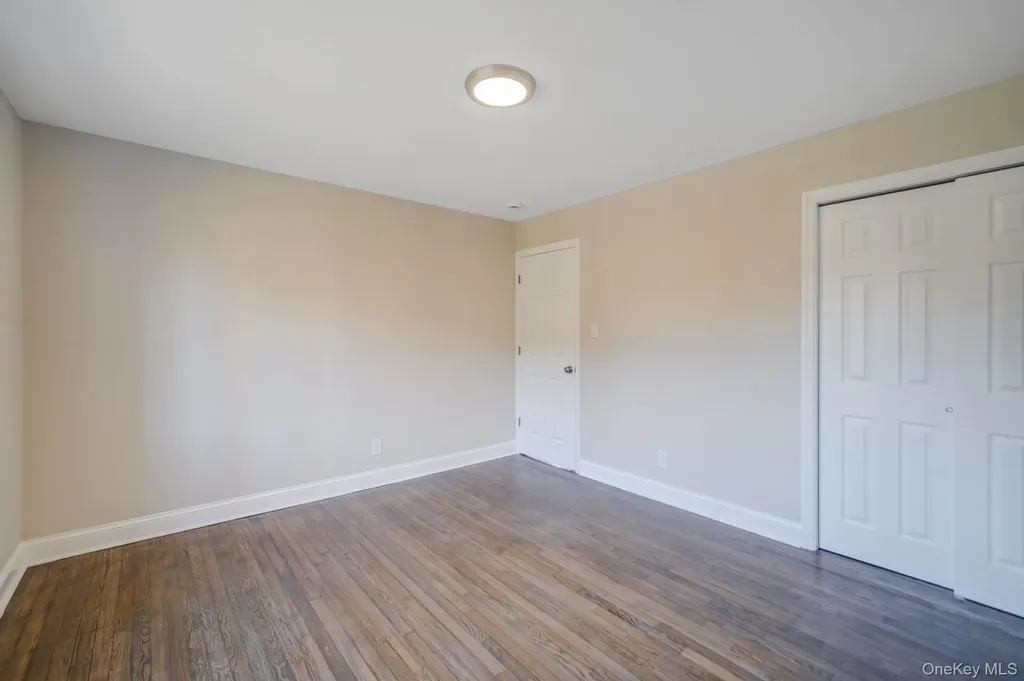212 Babylon Turnpike Merrick NY 11566