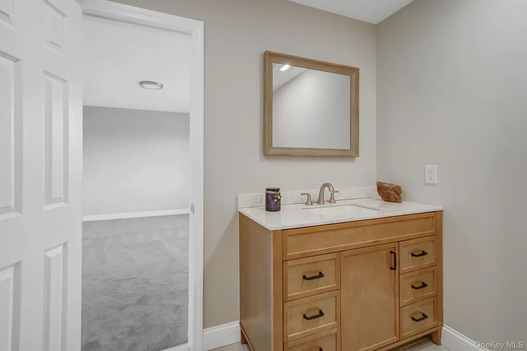 212 Babylon Turnpike Merrick NY 11566