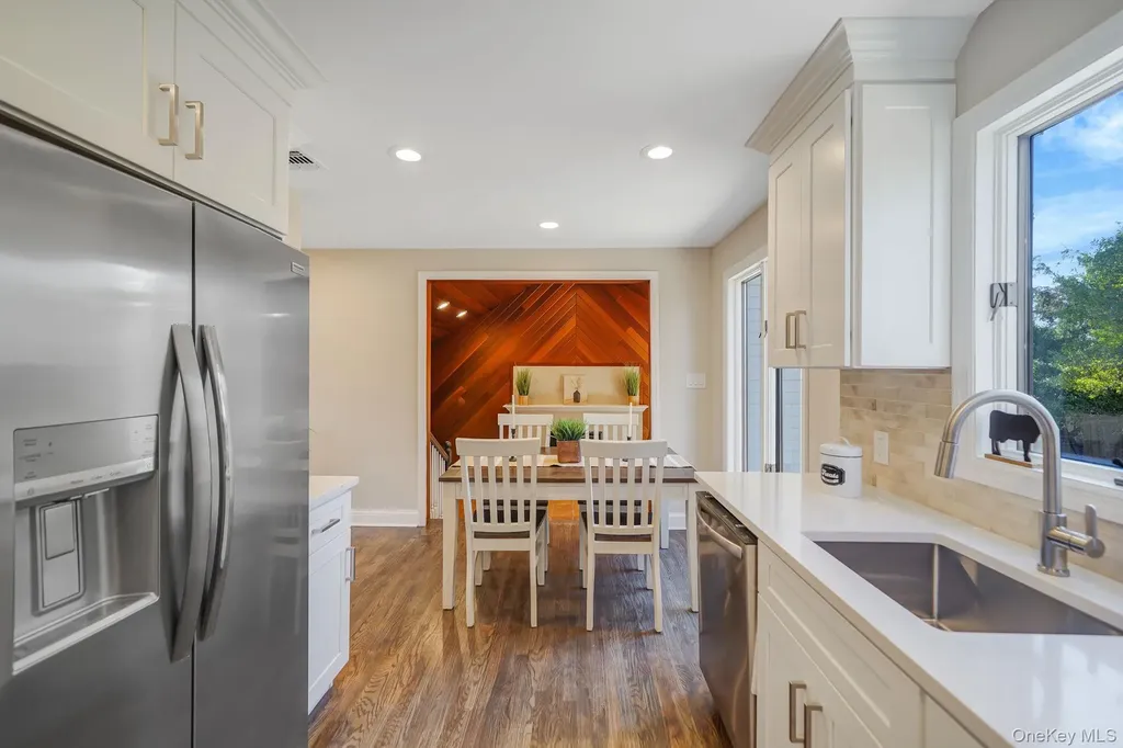 212 Babylon Turnpike Merrick NY 11566