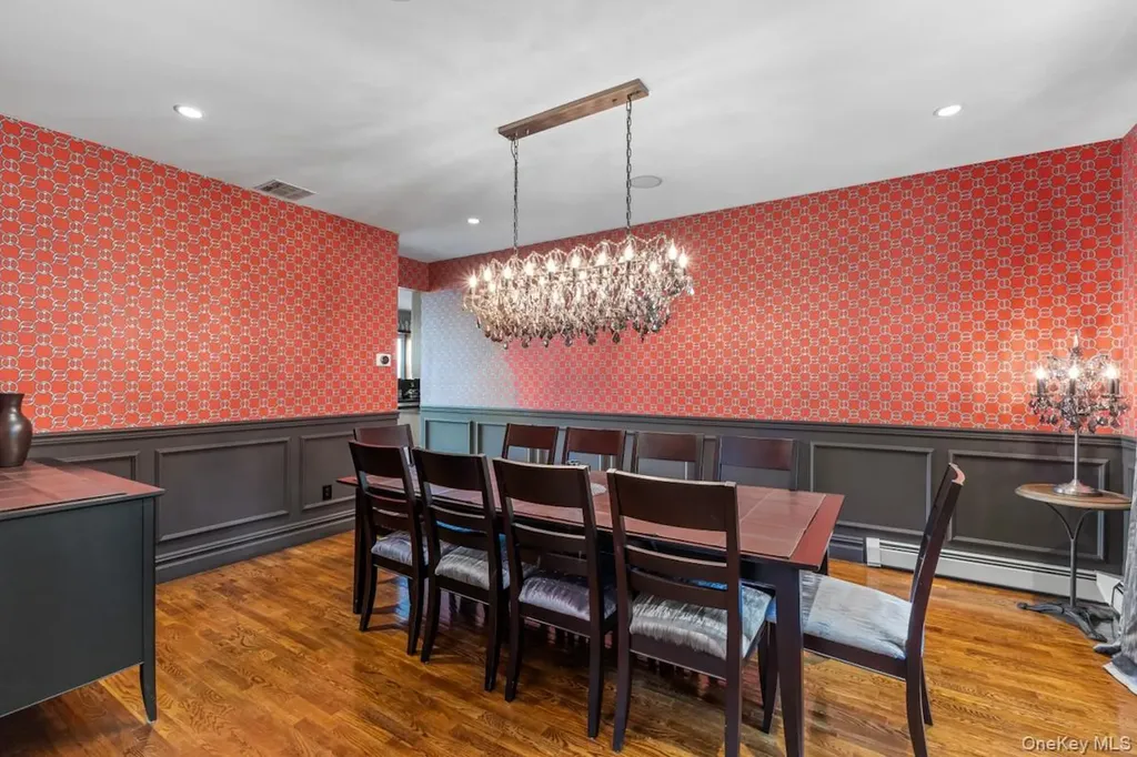 9 Ronwood Road Chestnut Ridge NY 10977