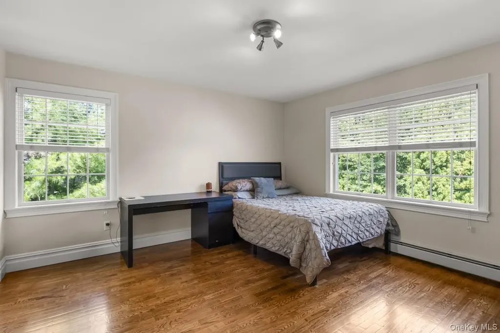 9 Ronwood Road Chestnut Ridge NY 10977
