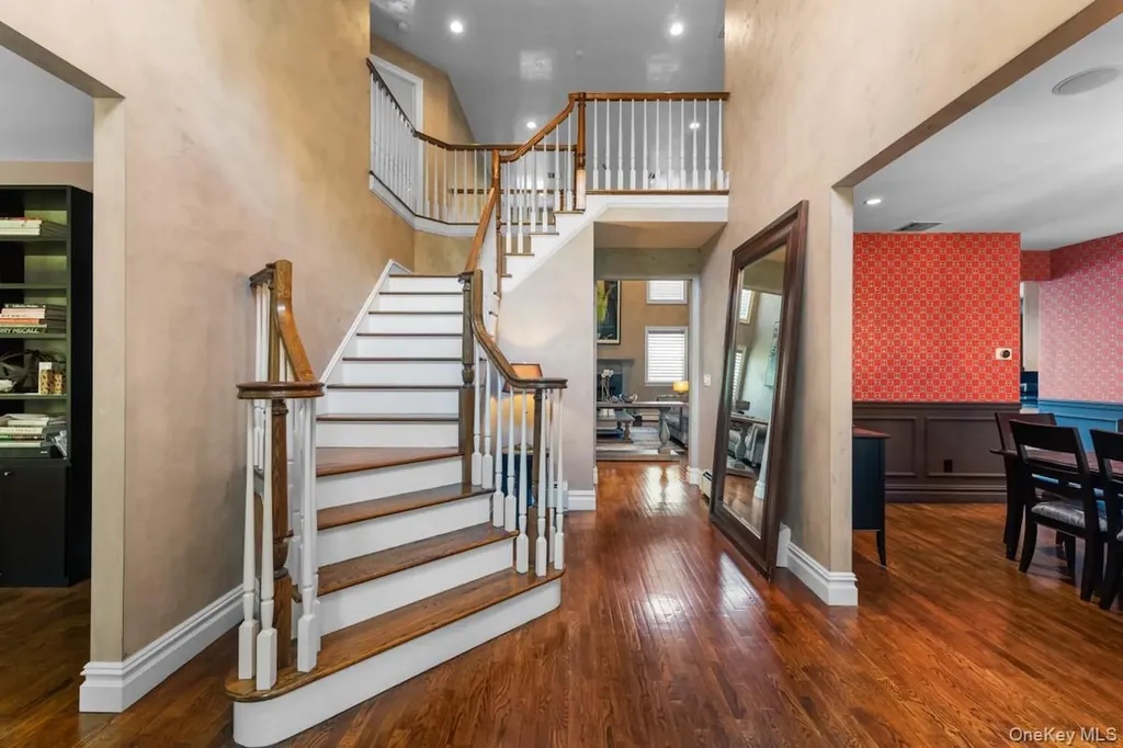 9 Ronwood Road Chestnut Ridge NY 10977