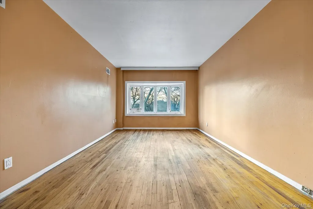1537 144th Street Whitestone NY 11357