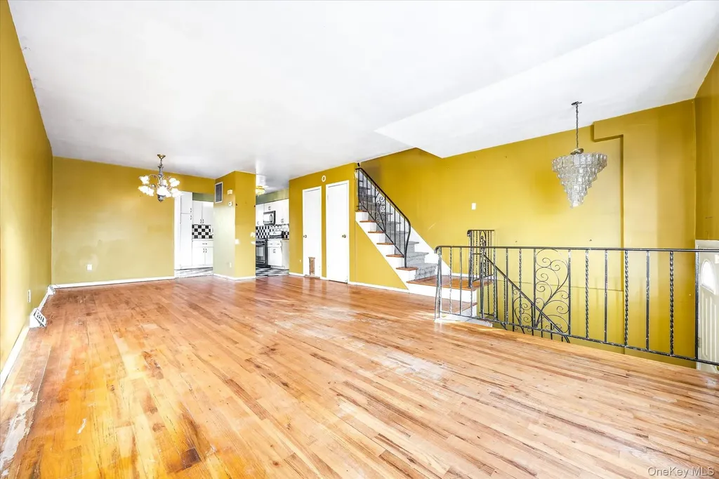 1537 144th Street Whitestone NY 11357