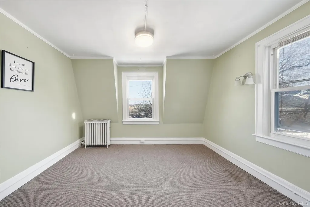 29 Beacon Street Middletown NY 10940