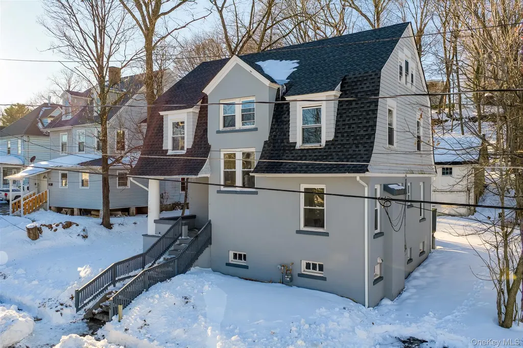 29 Beacon Street Middletown NY 10940