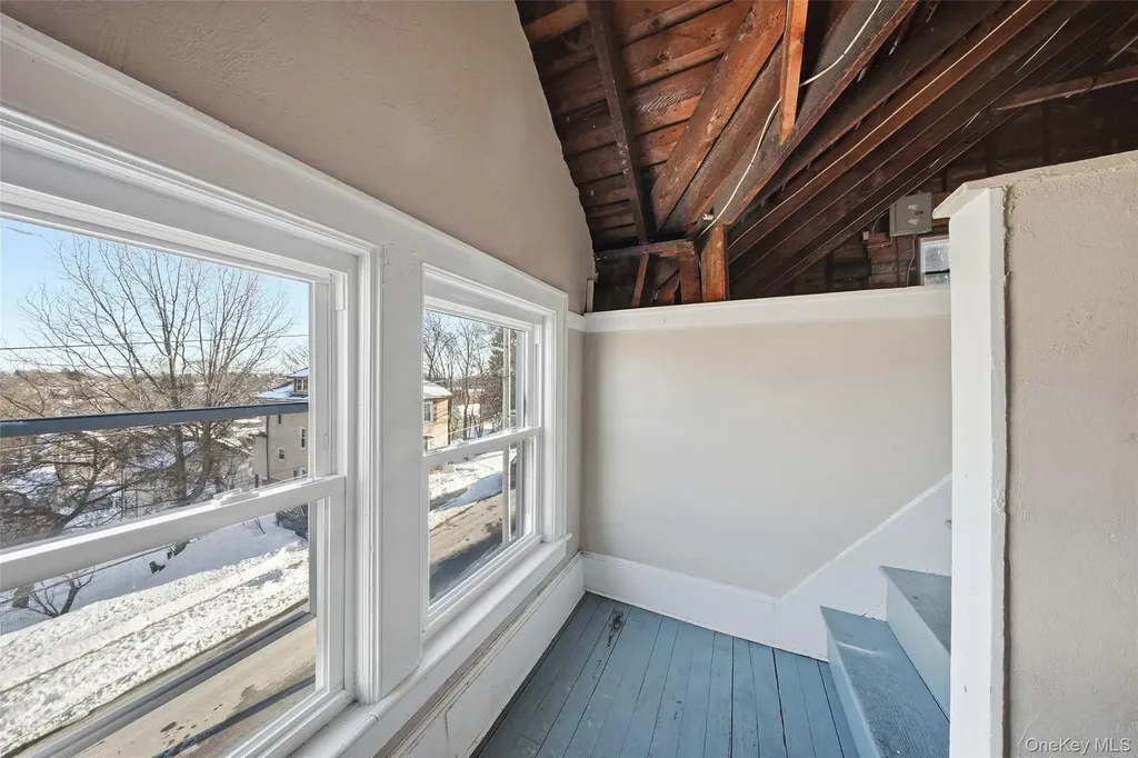 29 Beacon Street Middletown NY 10940