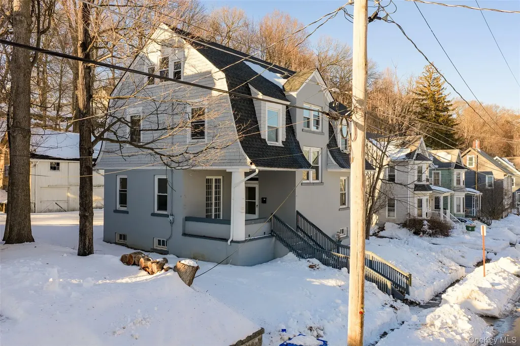 29 Beacon Street Middletown NY 10940