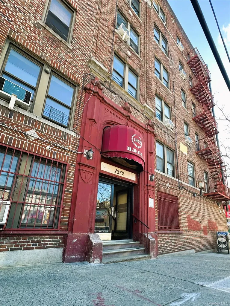 1372 Shakespear Avenue Bronx NY 10452