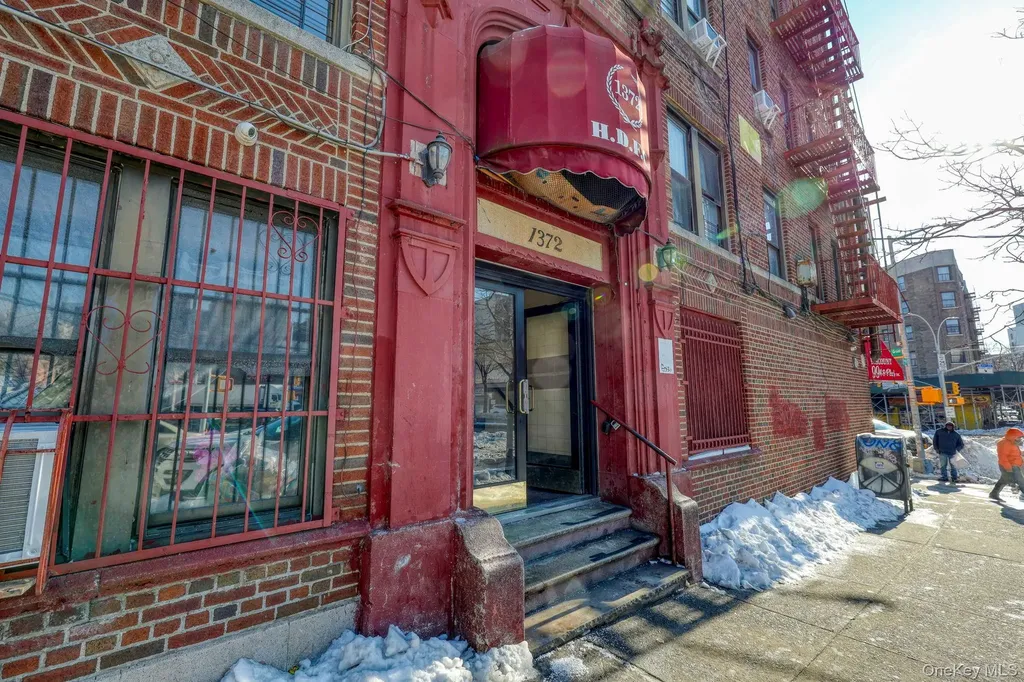 1372 Shakespear Avenue Bronx NY 10452
