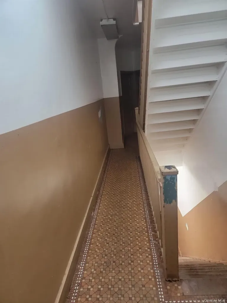 536 E 138th Street Bronx NY 10454