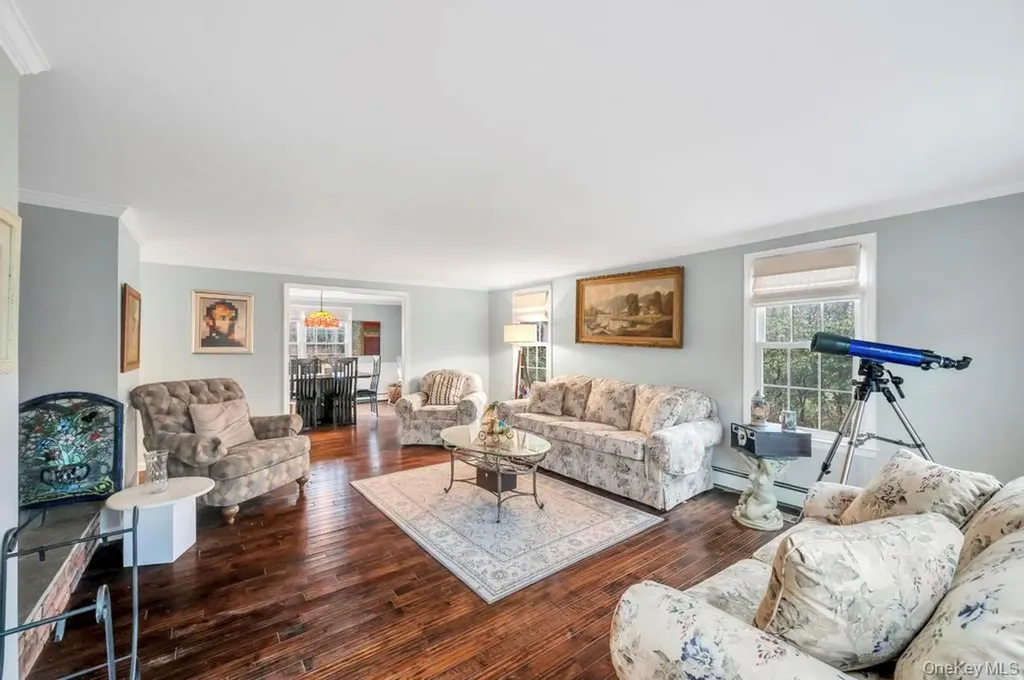 807 Union Avenue Riverhead NY 11901