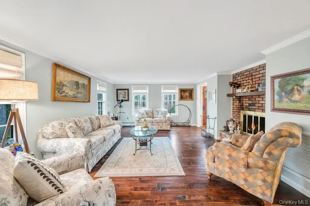807 Union Avenue Riverhead NY 11901