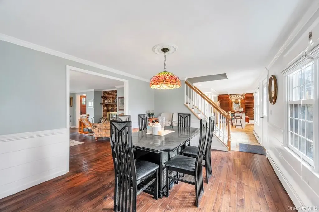 807 Union Avenue Riverhead NY 11901