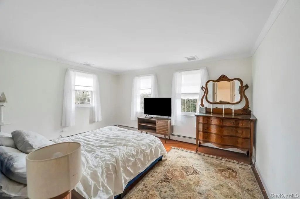 807 Union Avenue Riverhead NY 11901