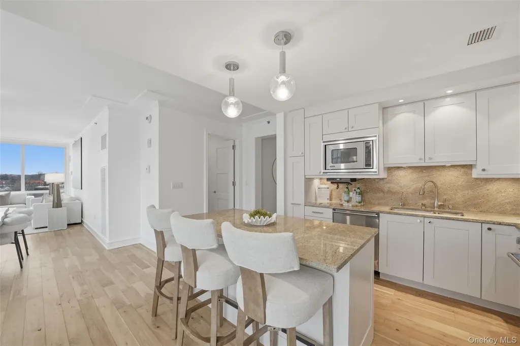 5 Renaissance Square White Plains NY 10601