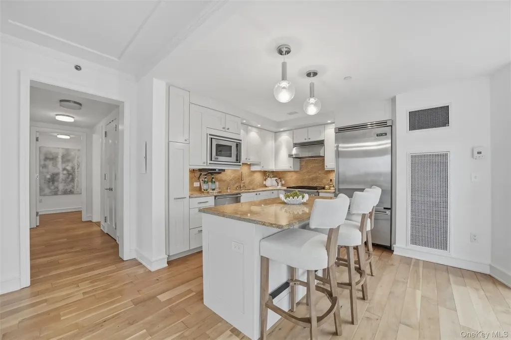 5 Renaissance Square White Plains NY 10601