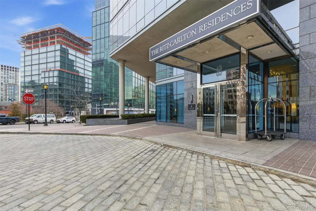 5 Renaissance Square White Plains NY 10601