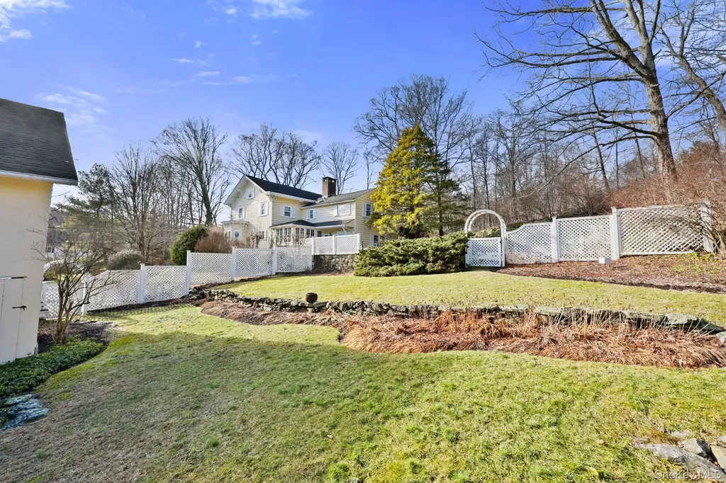 335 Roaring Brook Road Chappaqua NY 10514