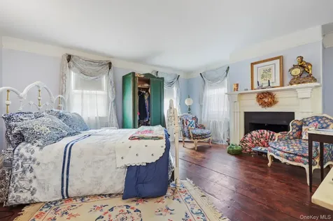335 Roaring Brook Road Chappaqua NY 10514