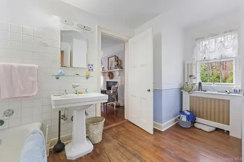 335 Roaring Brook Road Chappaqua NY 10514