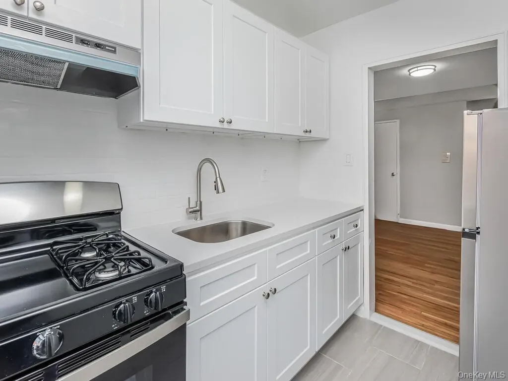 6535 Broadway Bronx NY 10471