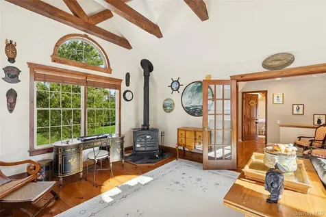 19 And 33 Bridgefield Road Bridgehampton NY 11932