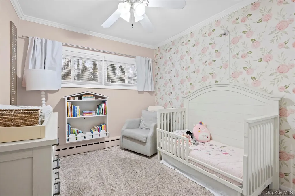 527 Spruce Lane East Meadow NY 11554