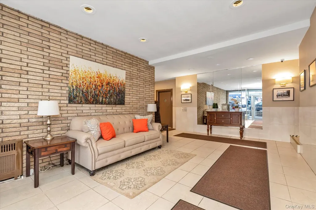 44-20 Douglaston Parkway Douglaston NY 11363