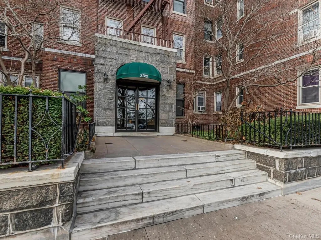 3321 Bruckner Boulevard Bronx NY 10461
