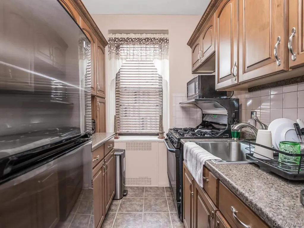 3321 Bruckner Boulevard Bronx NY 10461